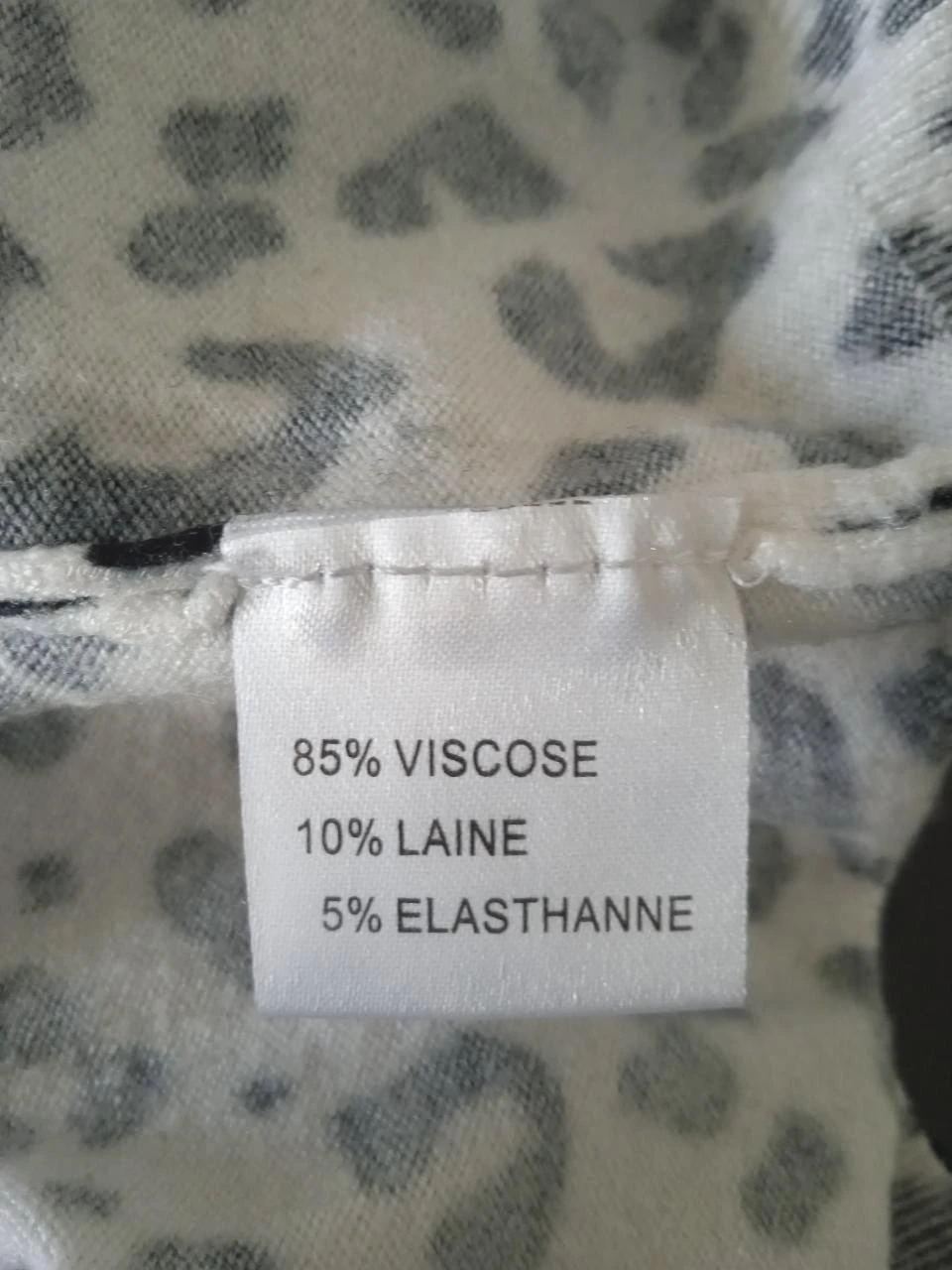 Vest, cardigan, white with black leopard print pattern size 40 – photo 5